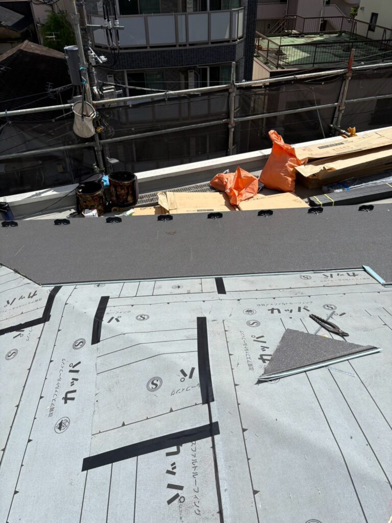 屋根:スーパーガルテクト取り付け