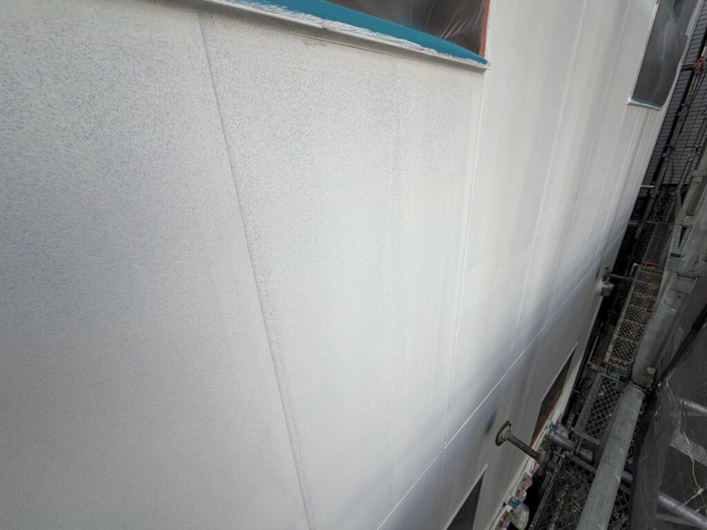 外壁:下塗り