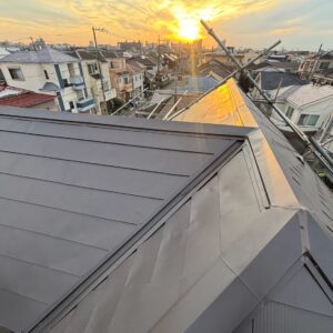 葛飾区水元にて瓦のズレが発生！葺き替え工事で災害対策